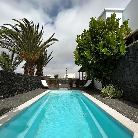 Calma En Teguise, 