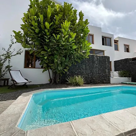 Calma En Teguise, 
